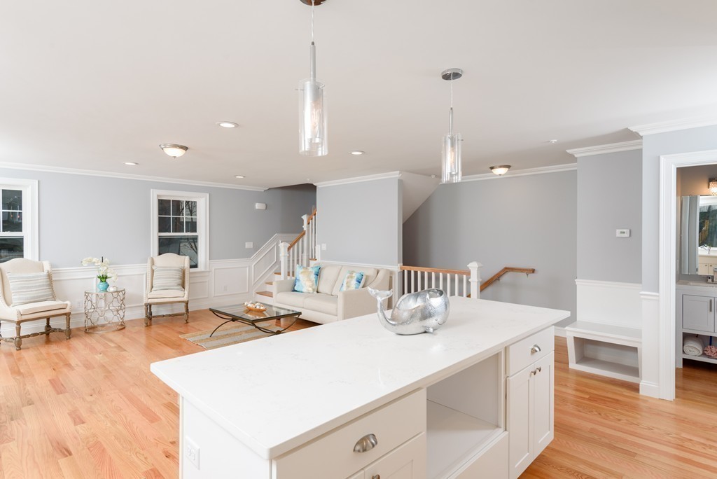 33 Oval Road, Unit 3 Quincy, MA 02170 - Photo 6 of 19 Gallery Image 6