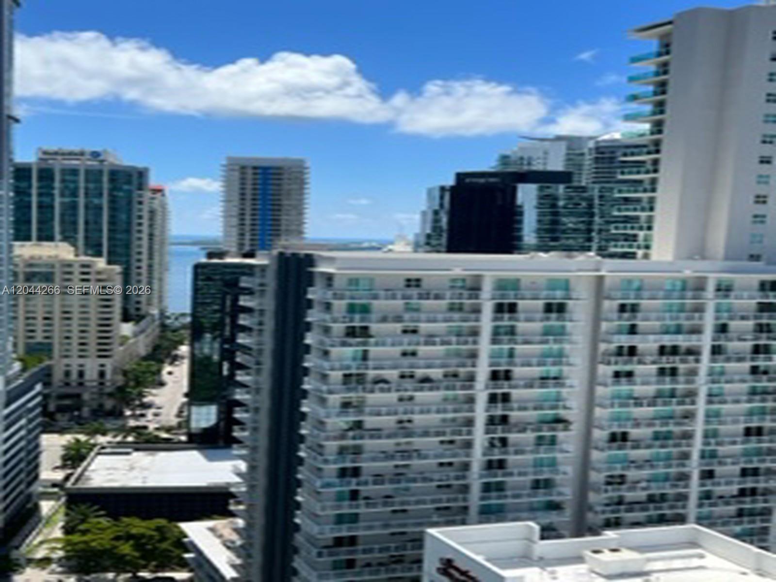 79 Southwest 12th Street, Unit 2905S Miami, FL 33130 - Photo 20 of 30