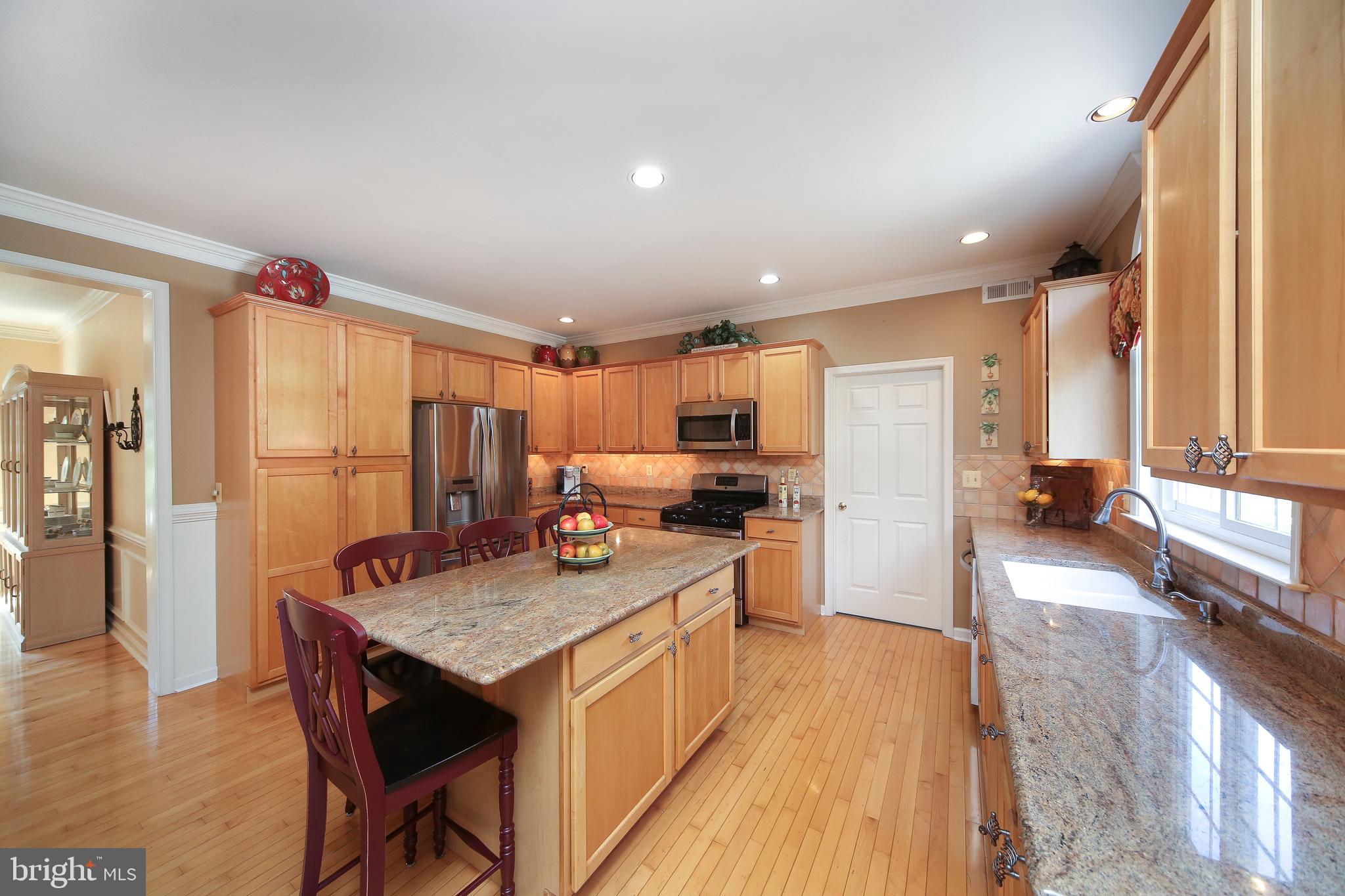5503 Sanderling Road Doylestown, PA 18902 - Photo 5 of 35 Kitchen