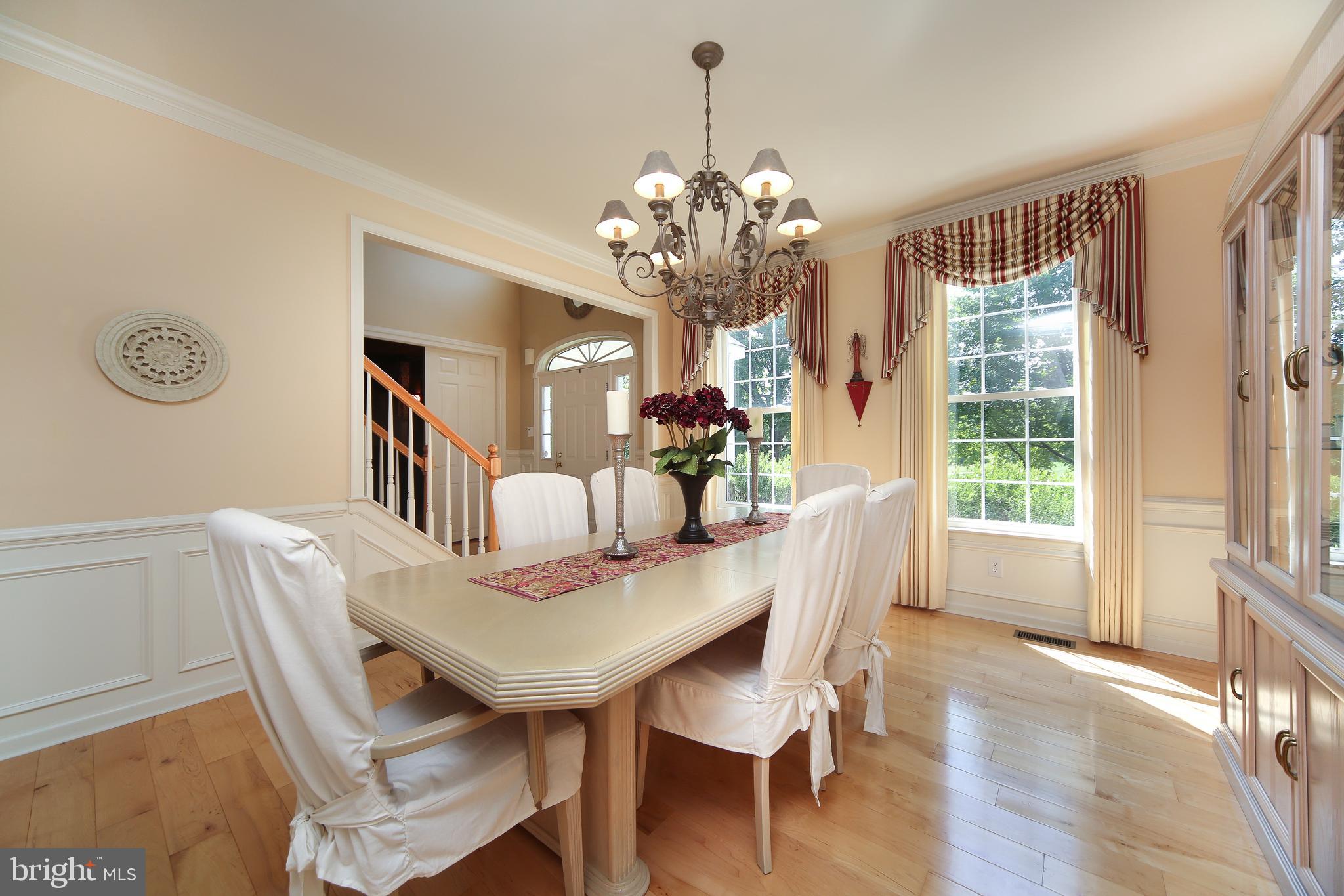 5503 Sanderling Road Doylestown, PA 18902 - Photo 9 of 35 Dining