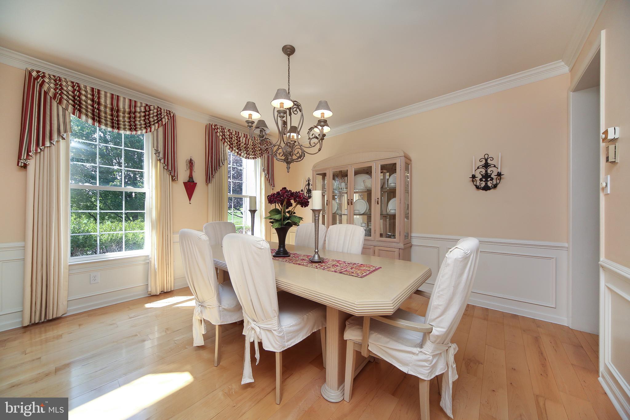 5503 Sanderling Road Doylestown, PA 18902 - Photo 10 of 35 Dining