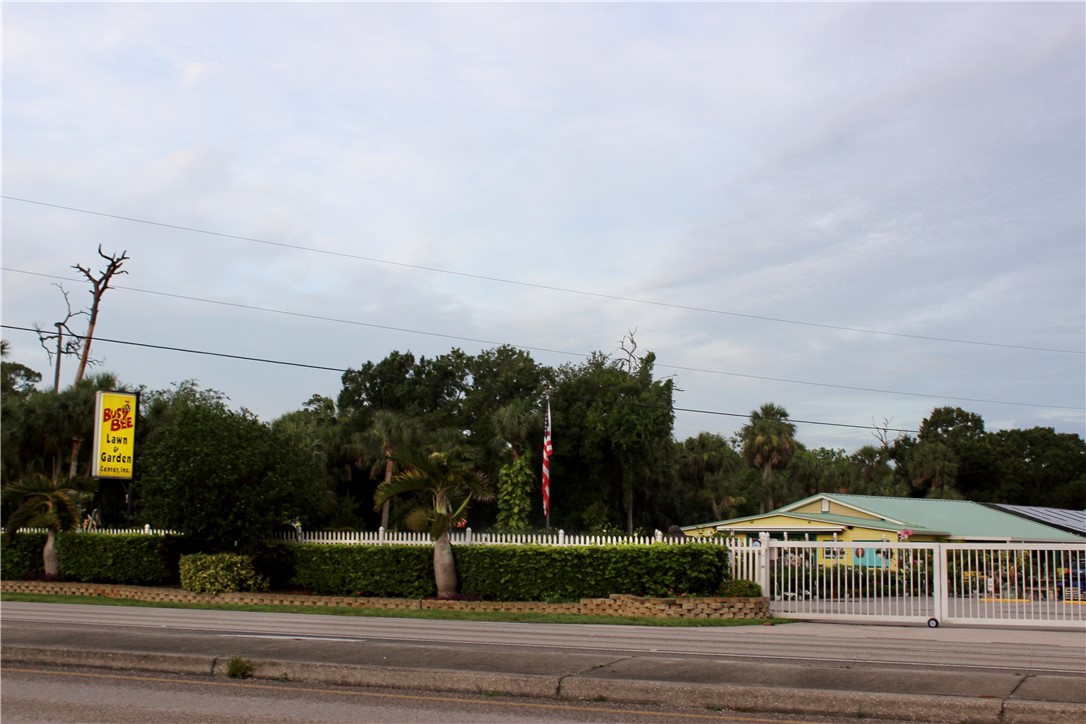 8050 Highway 1 Vero Beach, FL 32967 - Photo 14 of 16 a view of a city