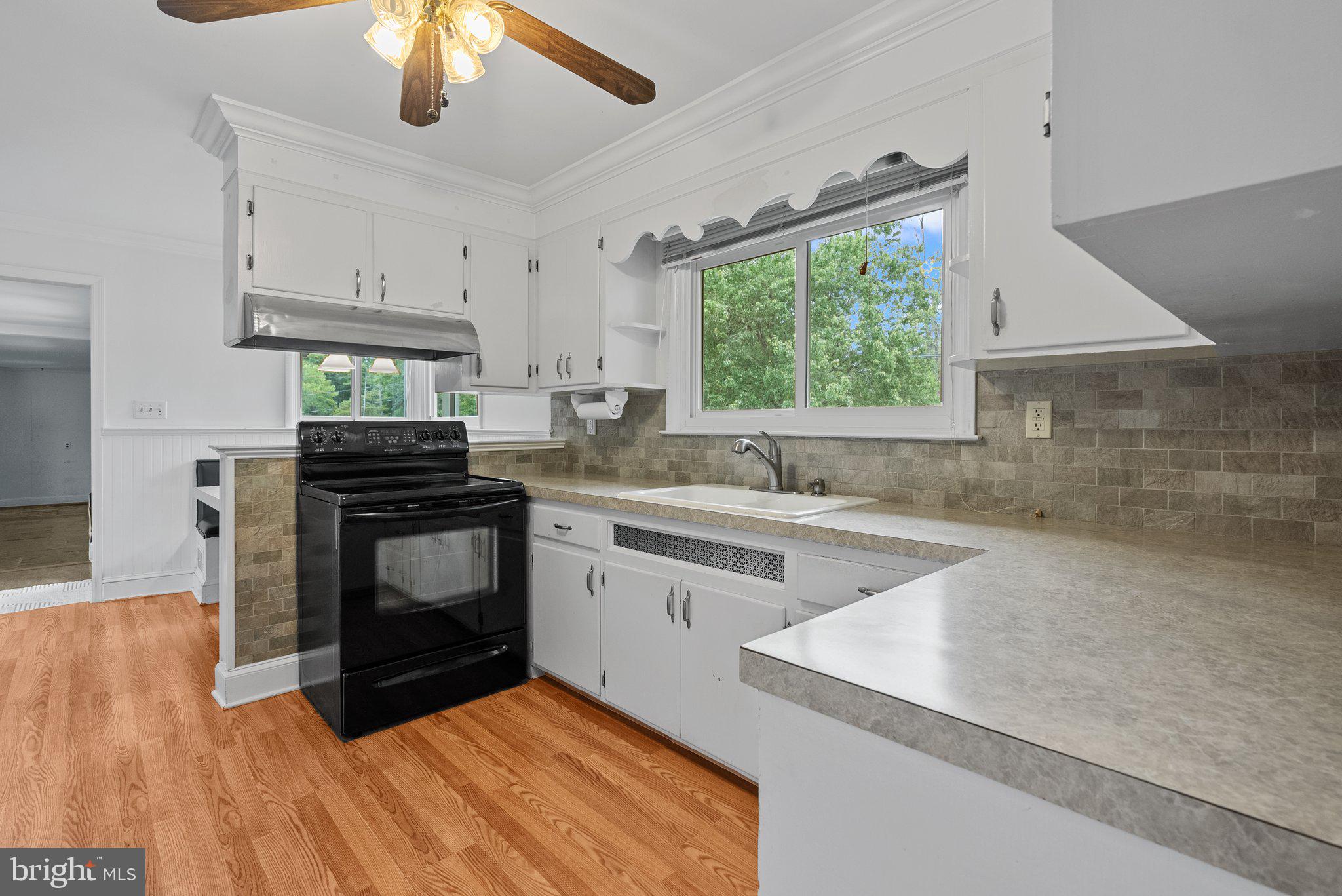 237 Aqueduct Road Newtown, PA 18940 - Photo 16 of 45 Gallery Image 16