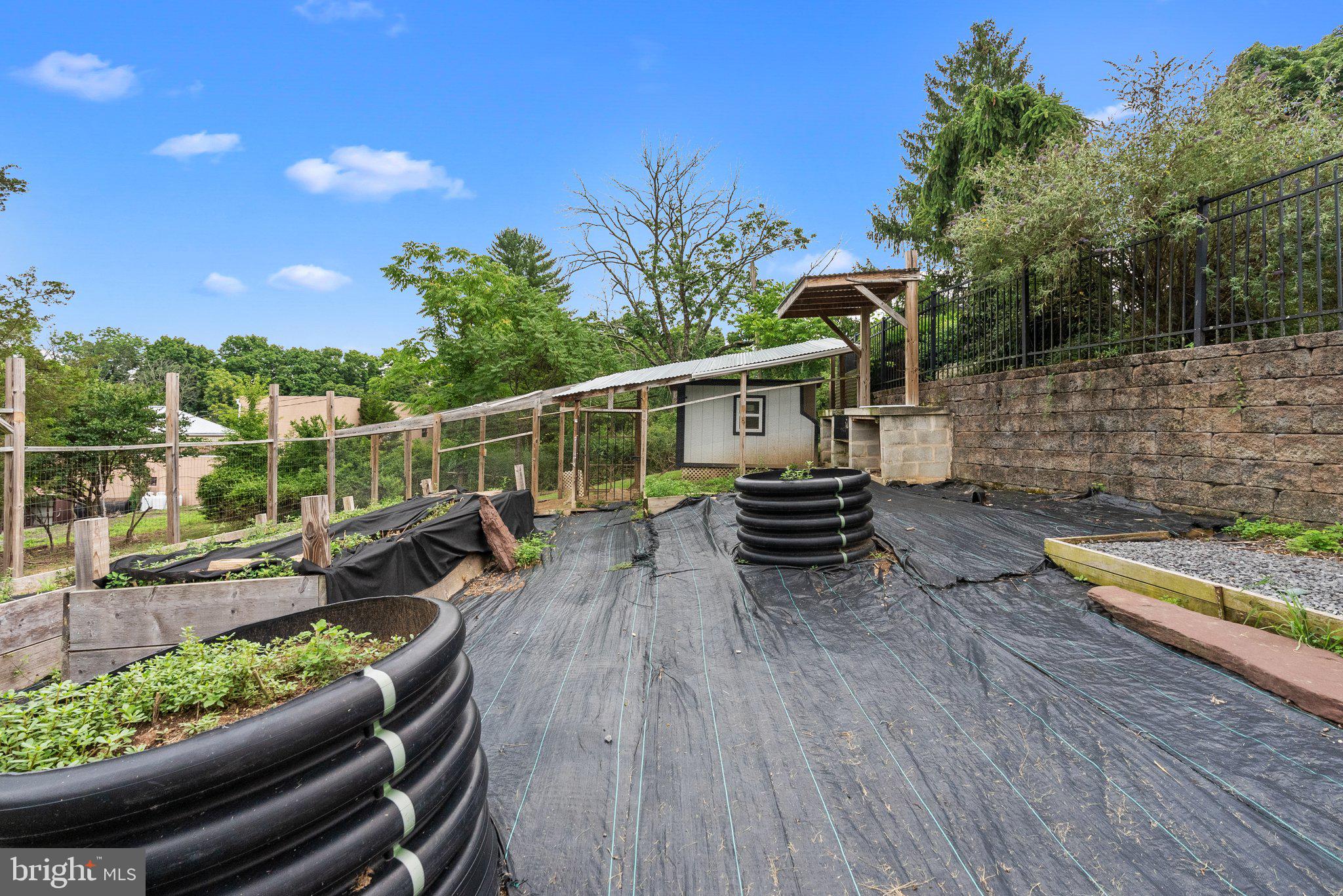 237 Aqueduct Road Newtown, PA 18940 - Photo 42 of 45 Gallery Image 42