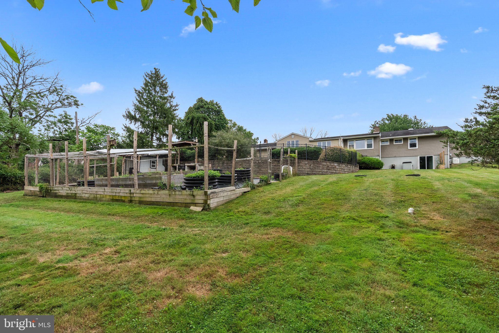 237 Aqueduct Road Newtown, PA 18940 - Photo 43 of 45 Gallery Image 43