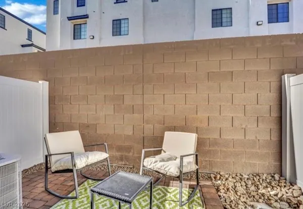 $2,400 | 5641 Fathom Blue Street, Las Vegas, NV 89148