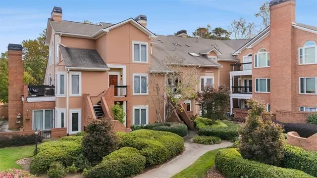 $440,000 | 5356 Brooke Ridge Drive, Dunwoody, GA 30338