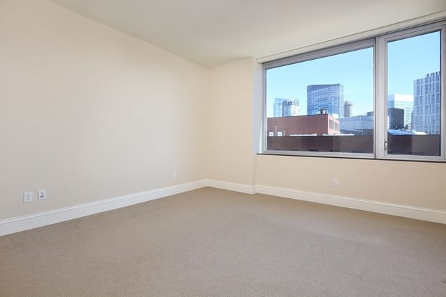 $1,180,000 | 1 Charles Street South, Unit 1205, Boston, MA 02116