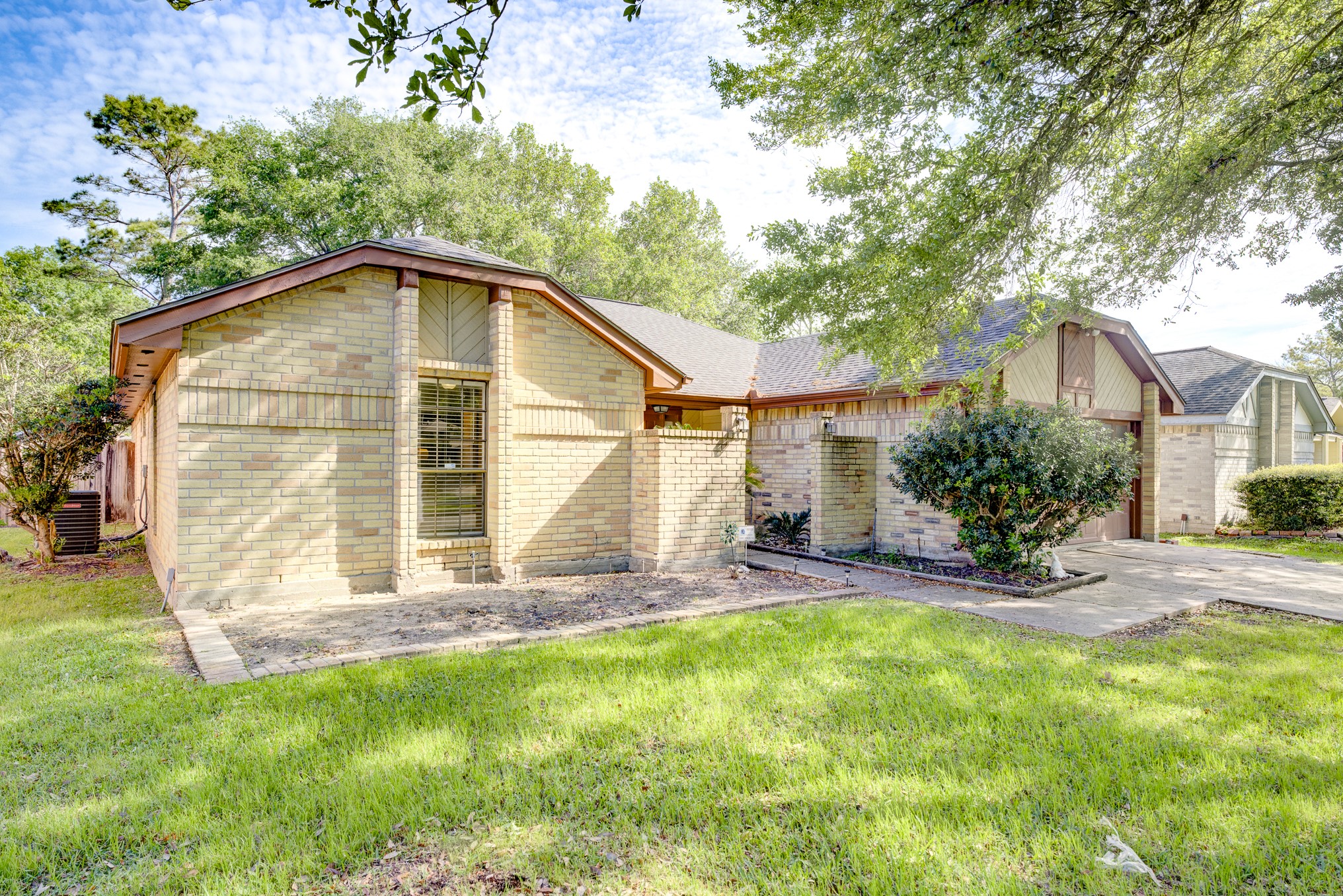 16134 Beechnut Street Houston, TX 77083 - Photo 3 of 50