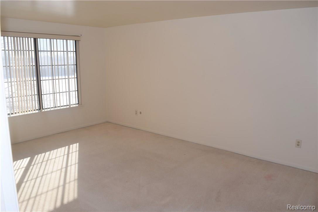 26560 Inkster Road Southfield, MI 48033 - Photo 17 of 26 Master bedroom 3