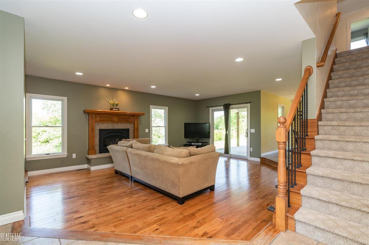 11172 Burt Road Emmett, MI 48022 - Photo 5 of 31 50078773-4.JPG
