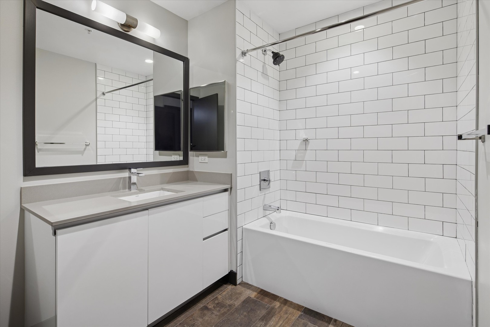 171 North Aberdeen Street, Unit 611 Chicago, IL 60607 - Photo 13 of 23