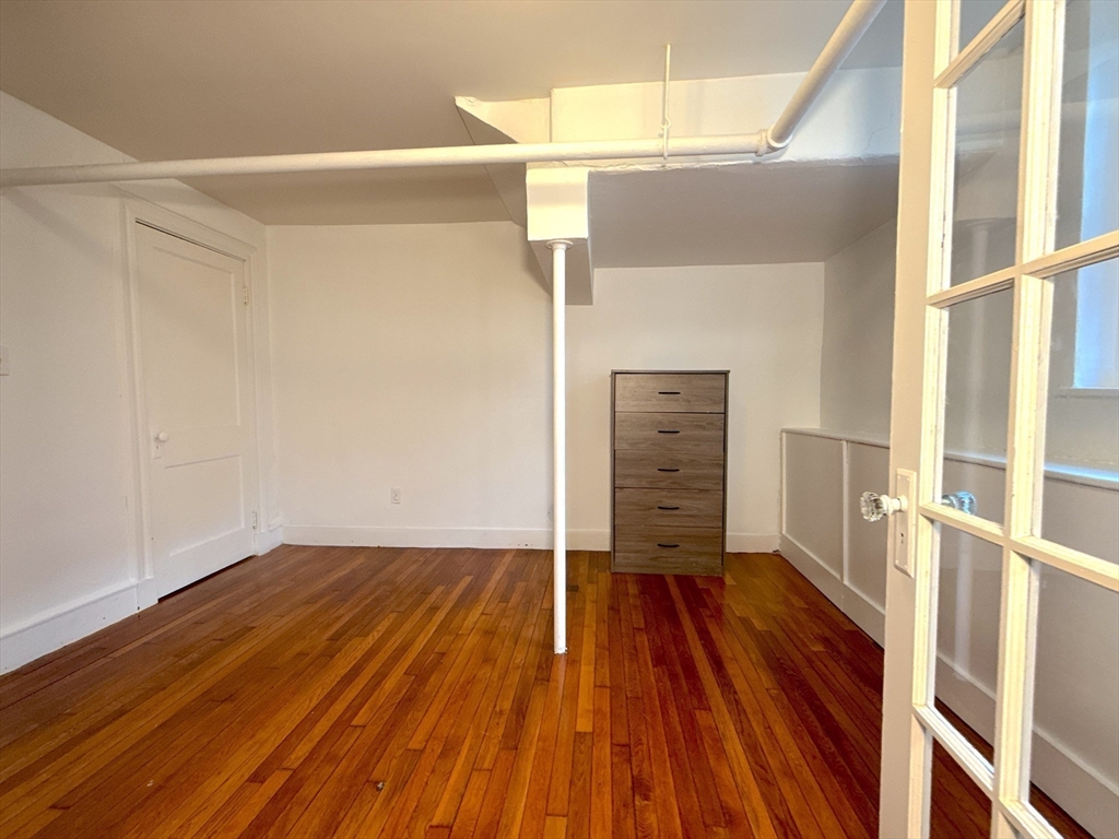 20 Claflin Road, Unit A Brookline, MA 02445 - Photo 10 of 16