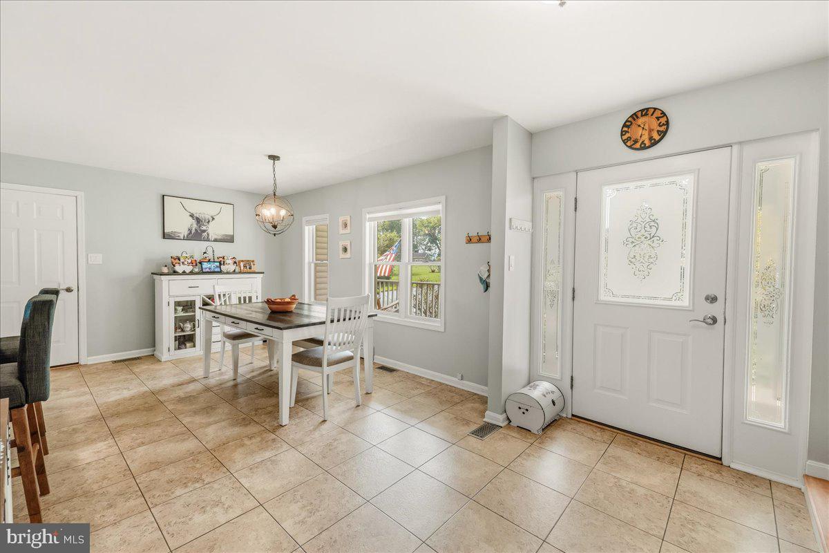 10007 White Hall Road Hagerstown, MD 21740 - Photo 11 of 61 Gallery Image 11