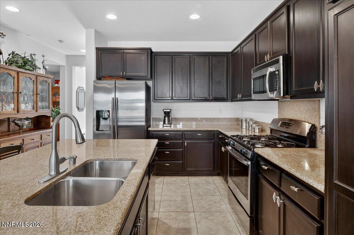 1945 Horse Prairie Road Reno, NV 89521 - Photo 7 of 43 10-DSC_2274