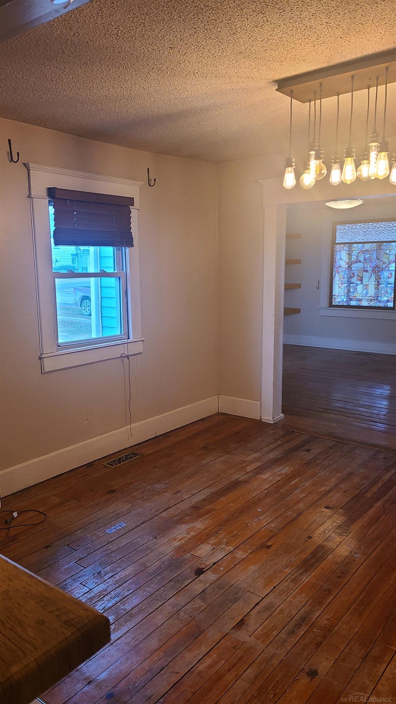 4881 Main Street Applegate, MI 48401 - Photo 15 of 54 50099144-14.JPG