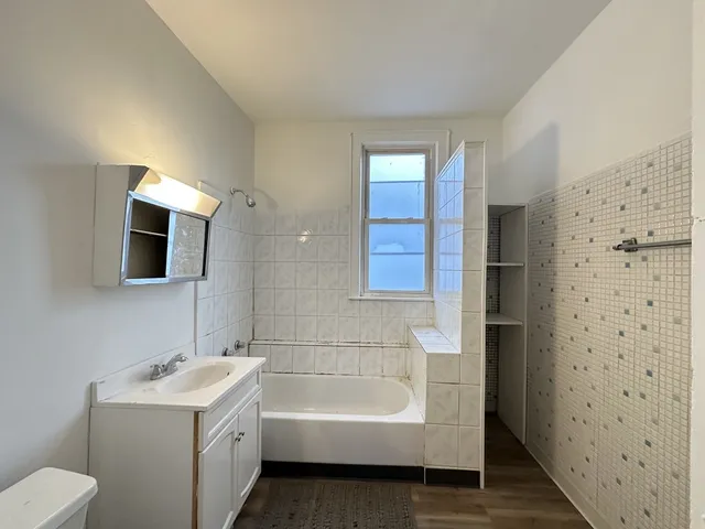 $2,195 | 1626 North Fairfield Avenue, Unit 2, Chicago, IL 60647
