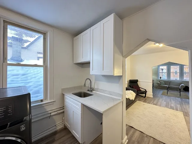 $2,195 | 1626 North Fairfield Avenue, Unit 2, Chicago, IL 60647