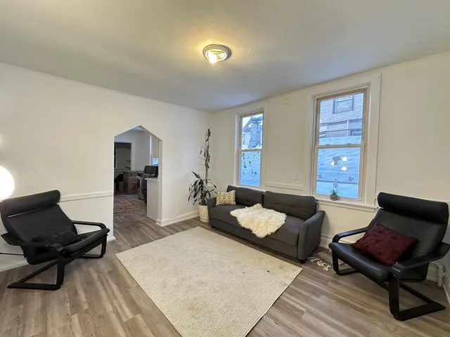 $2,195 | 1626 North Fairfield Avenue, Unit 2, Chicago, IL 60647