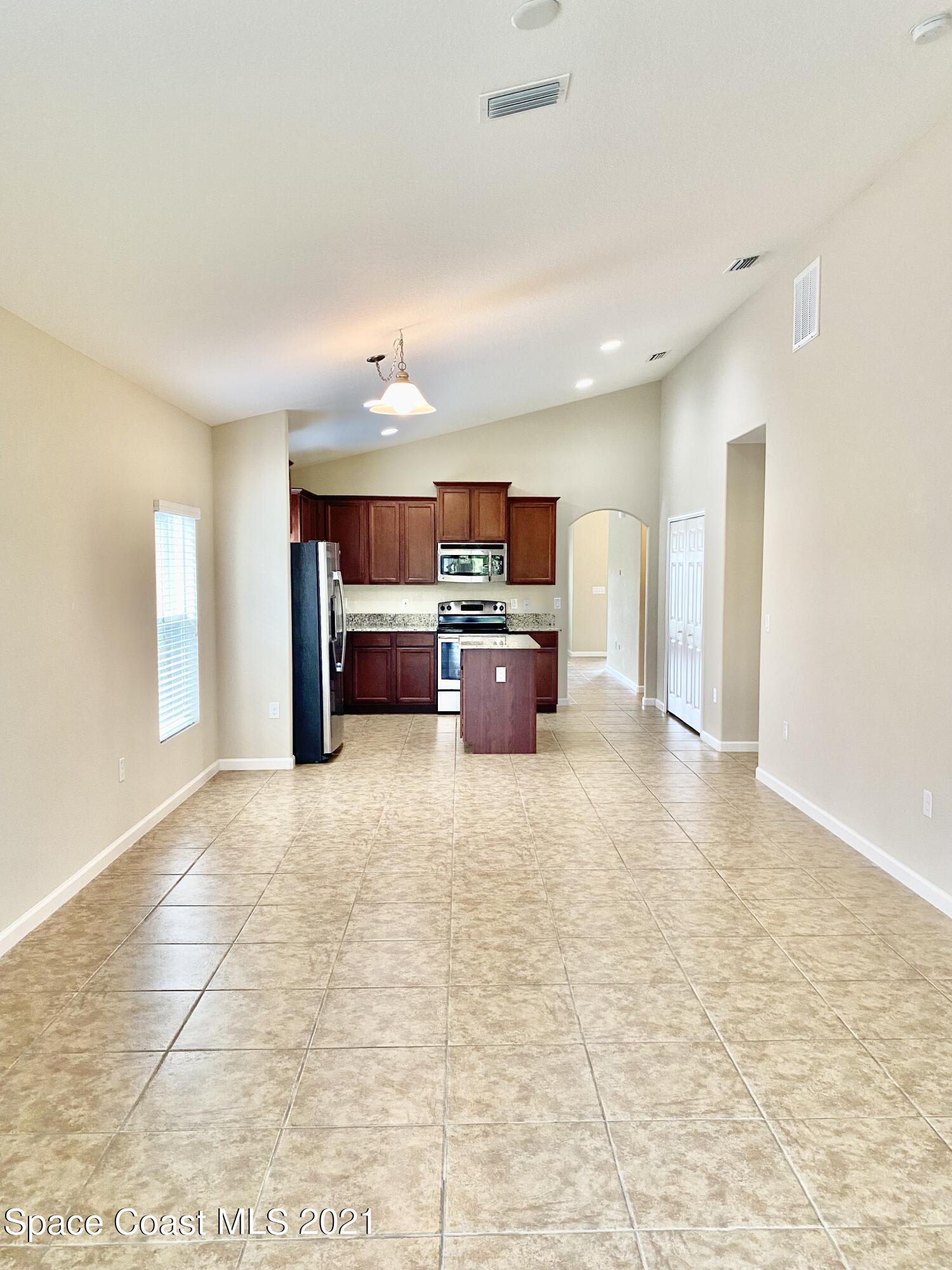 760 Fiddleleaf Circle Melbourne, FL 32904 - Photo 11 of 37 IMG_E8465