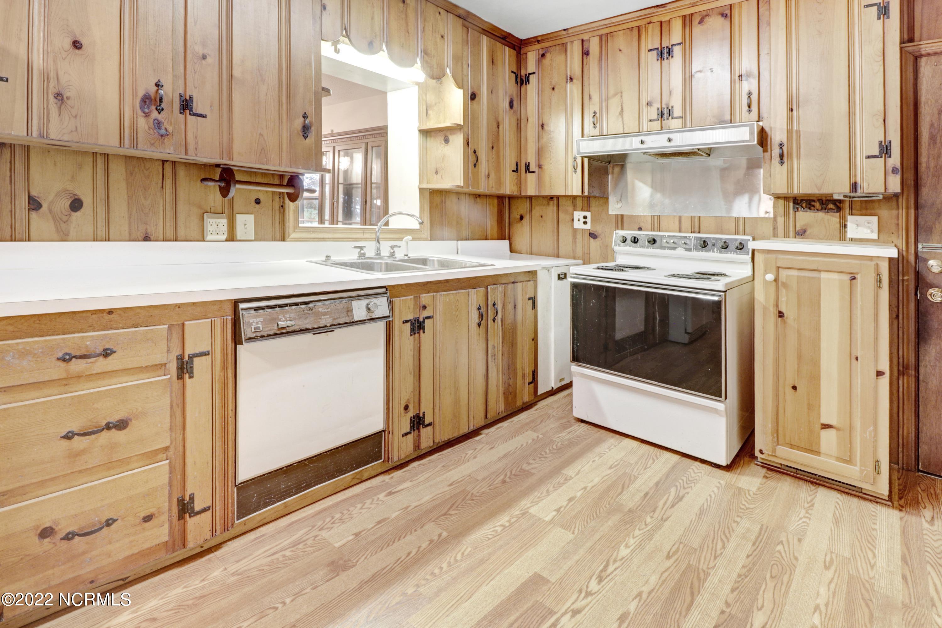 301 Smith Chapel Road Mount Olive, NC 28365 - Photo 7 of 13 AC5083B5-253F-4F1F-BF33-1F4AF5A1FEF6