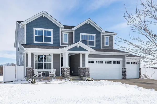 $850,000 | 145 Maple Terrace, Waconia, MN 55387