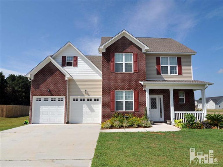 183 Fall Brook Lane Rocky Point, NC 28457 - Photo 1 of 23 Primary Photo