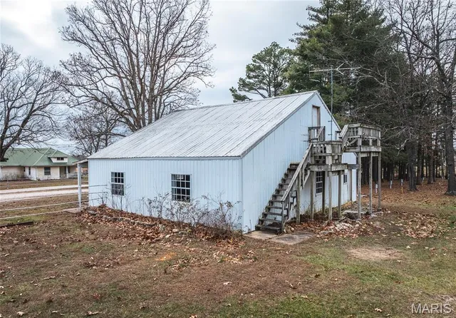 $850,000 | 19546 Golden Drive, Raymondville, MO 65555