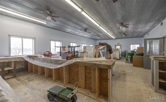 $850,000 | 19546 Golden Drive, Raymondville, MO 65555