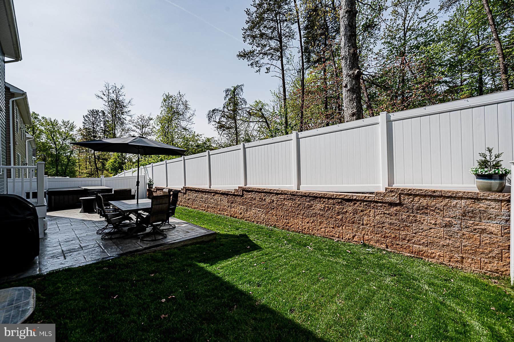 7250 Wright Road Hanover, MD 21076 - Photo 40 of 48 Back yard