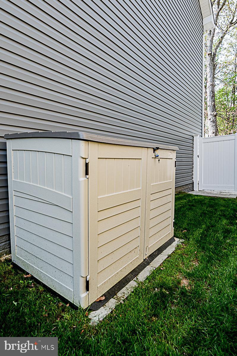 7250 Wright Road Hanover, MD 21076 - Photo 44 of 48 Additional exterior storage