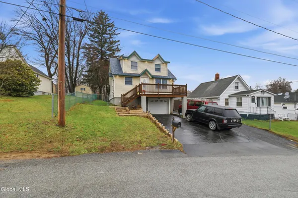 $350,000 | 164 Brookline Avenue, Middletown, NY 10940