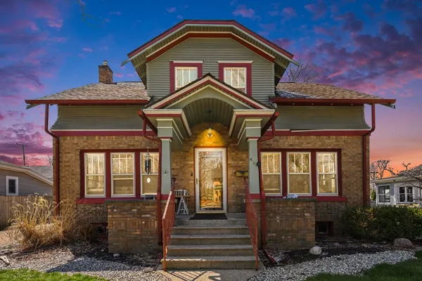 $339,900 | 421 East Clinton Street, Howell, MI 48843