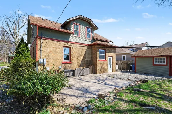 $339,900 | 421 East Clinton Street, Howell, MI 48843