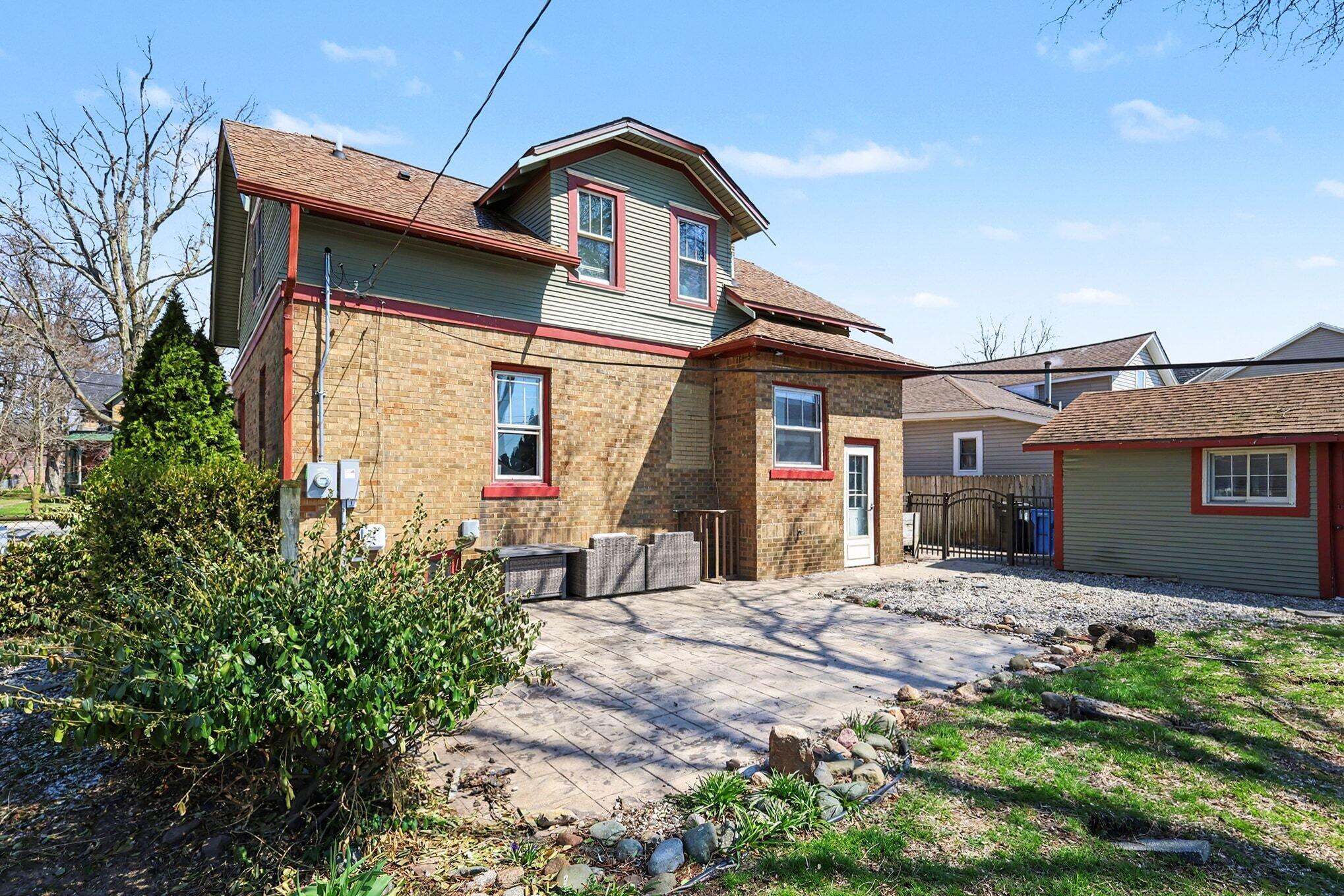 421 East Clinton Street Howell, MI 48843 - Photo 25 of 27 006_file_9675