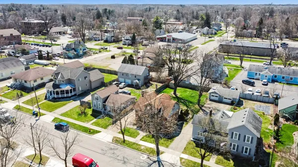 $339,900 | 421 East Clinton Street, Howell, MI 48843