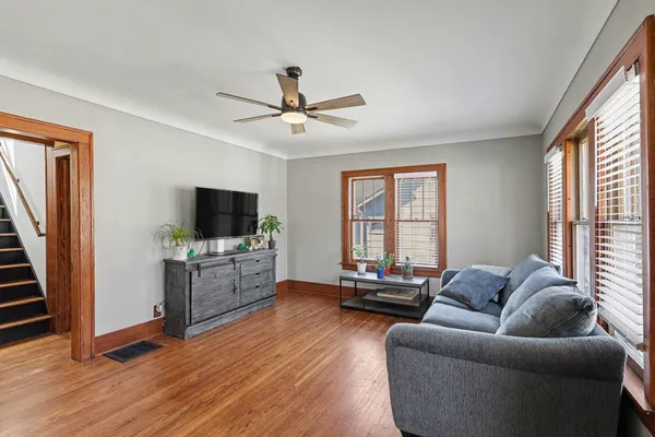 $339,900 | 421 East Clinton Street, Howell, MI 48843