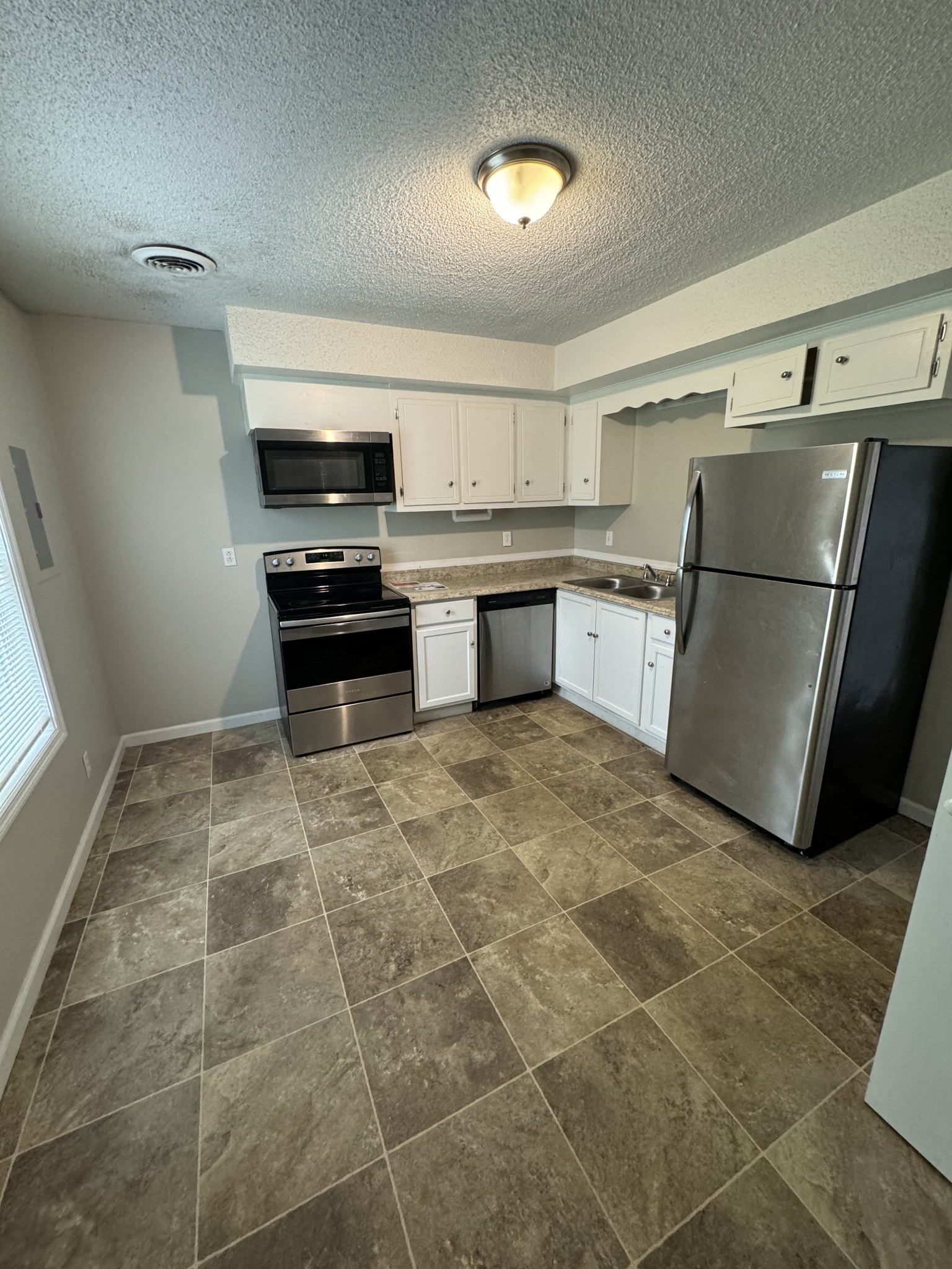 179 Ingle Drive, Unit B3 Morrison, TN 37357 - Photo 5 of 8