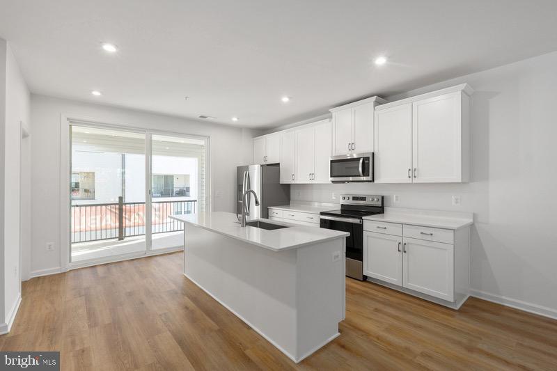 2534 Neabsco Common Place Woodbridge, VA 22191 - Photo 12 of 28