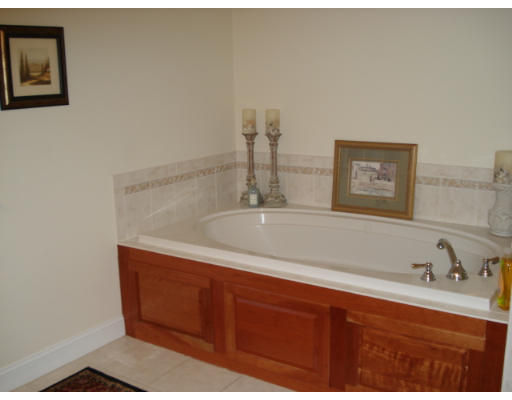 30 Broad Acres Farm Road Medway, MA 02053 - Photo 12 of 18 Gallery Image 12