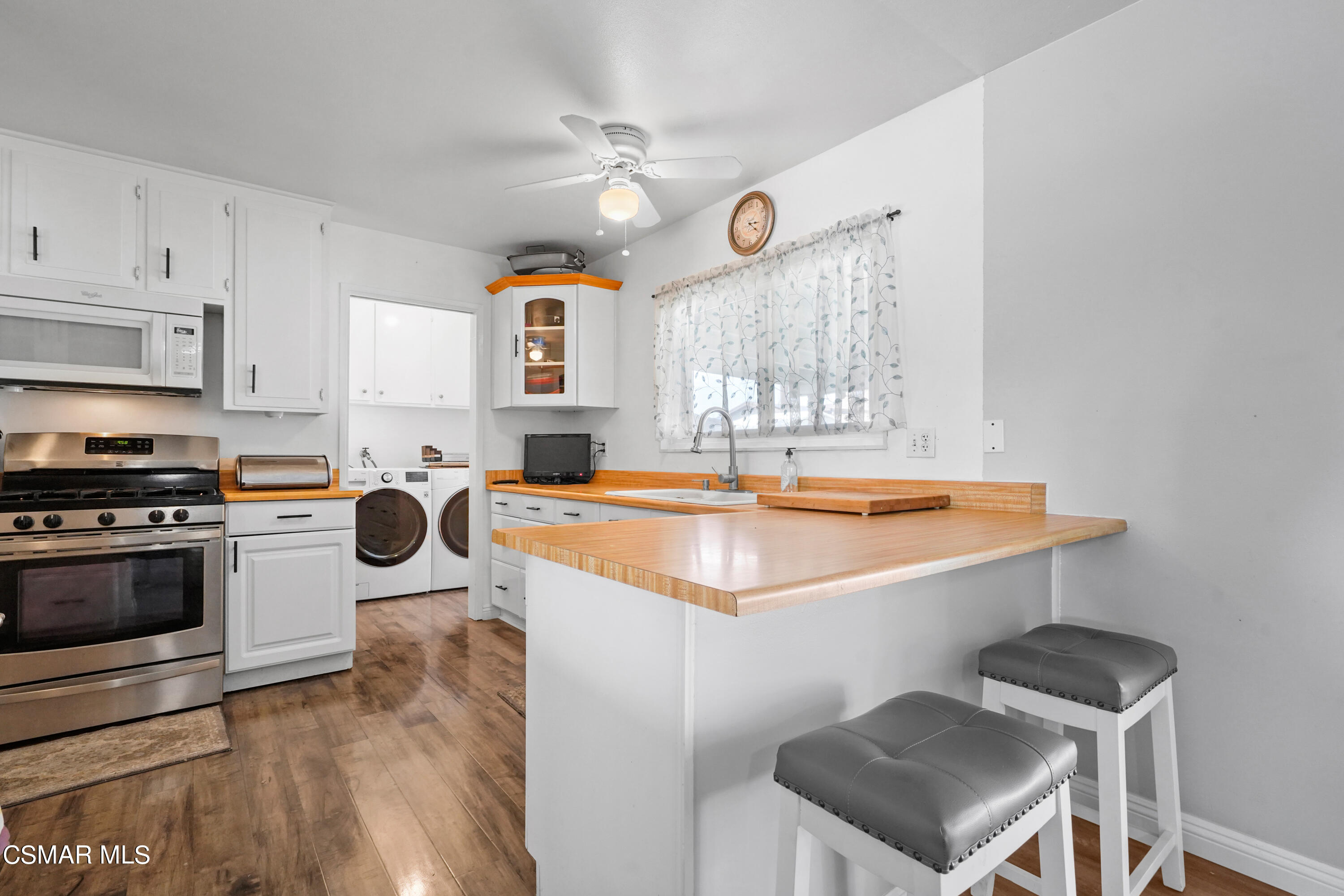 1278 First Street Simi Valley, CA 93065 - Photo 12 of 30 DSC04678