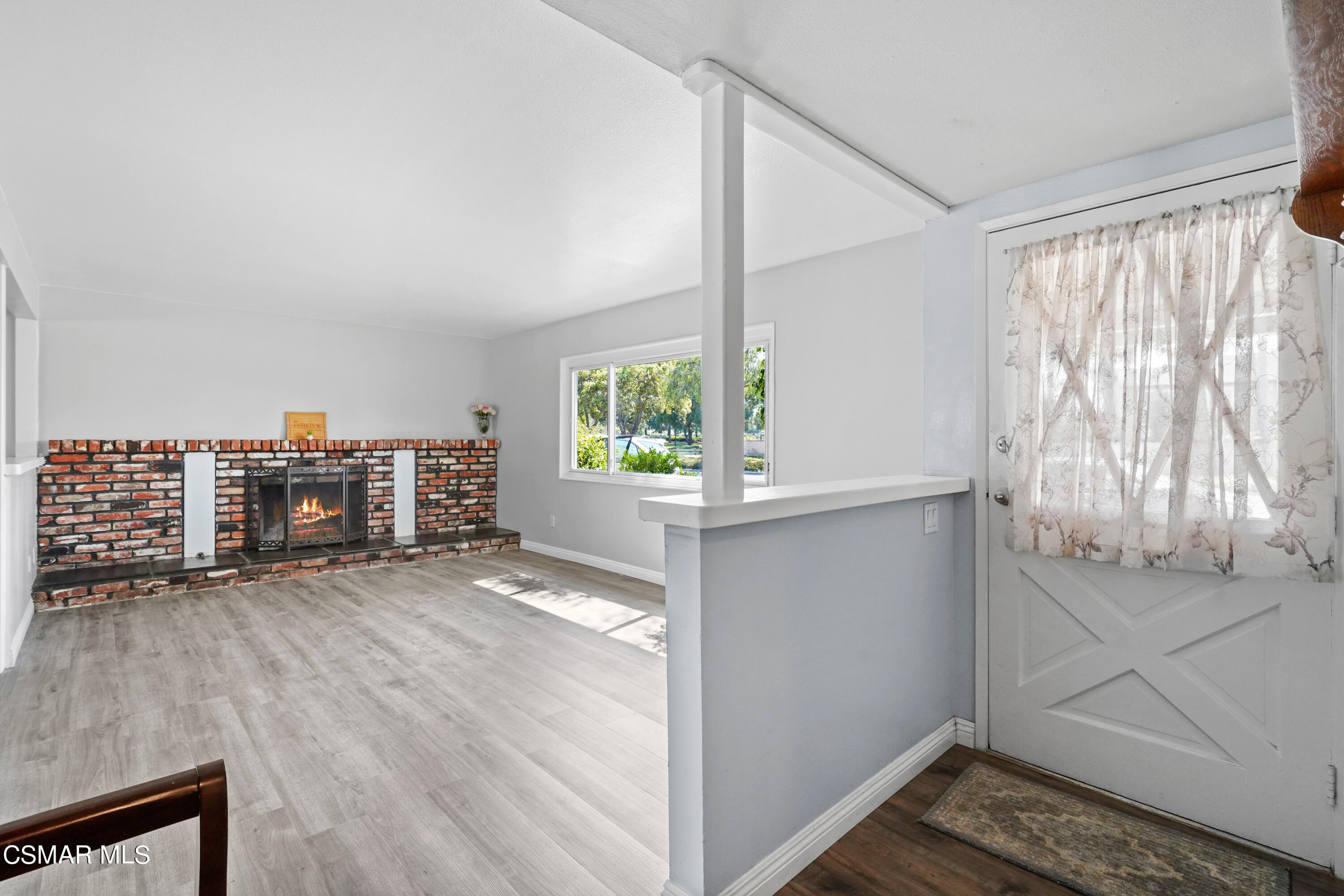 1278 First Street Simi Valley, CA 93065 - Photo 2 of 30 DSC04780
