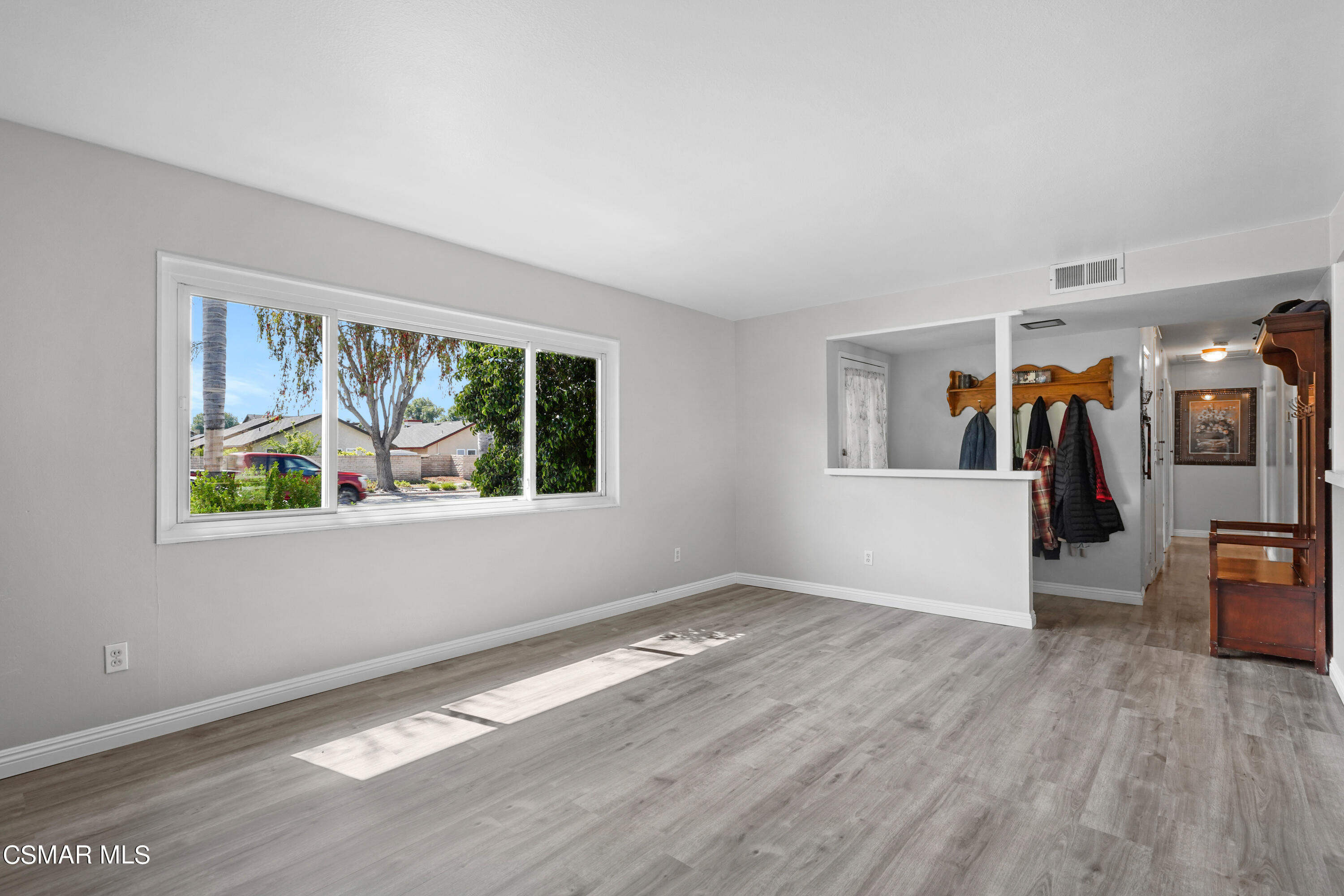 1278 First Street Simi Valley, CA 93065 - Photo 5 of 30 DSC04714