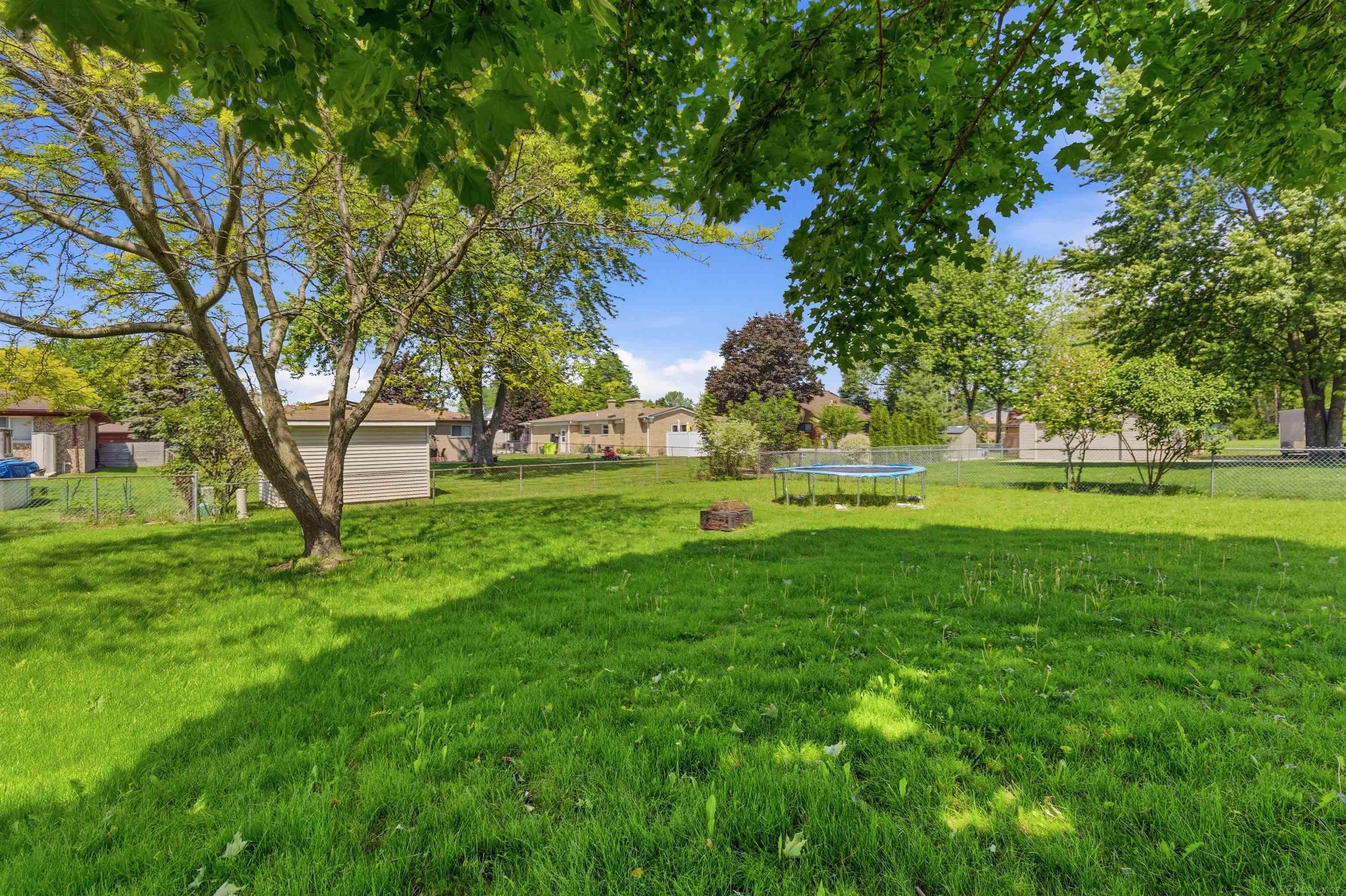 51613 Sass Road New Baltimore, MI 48047 - Photo 30 of 40