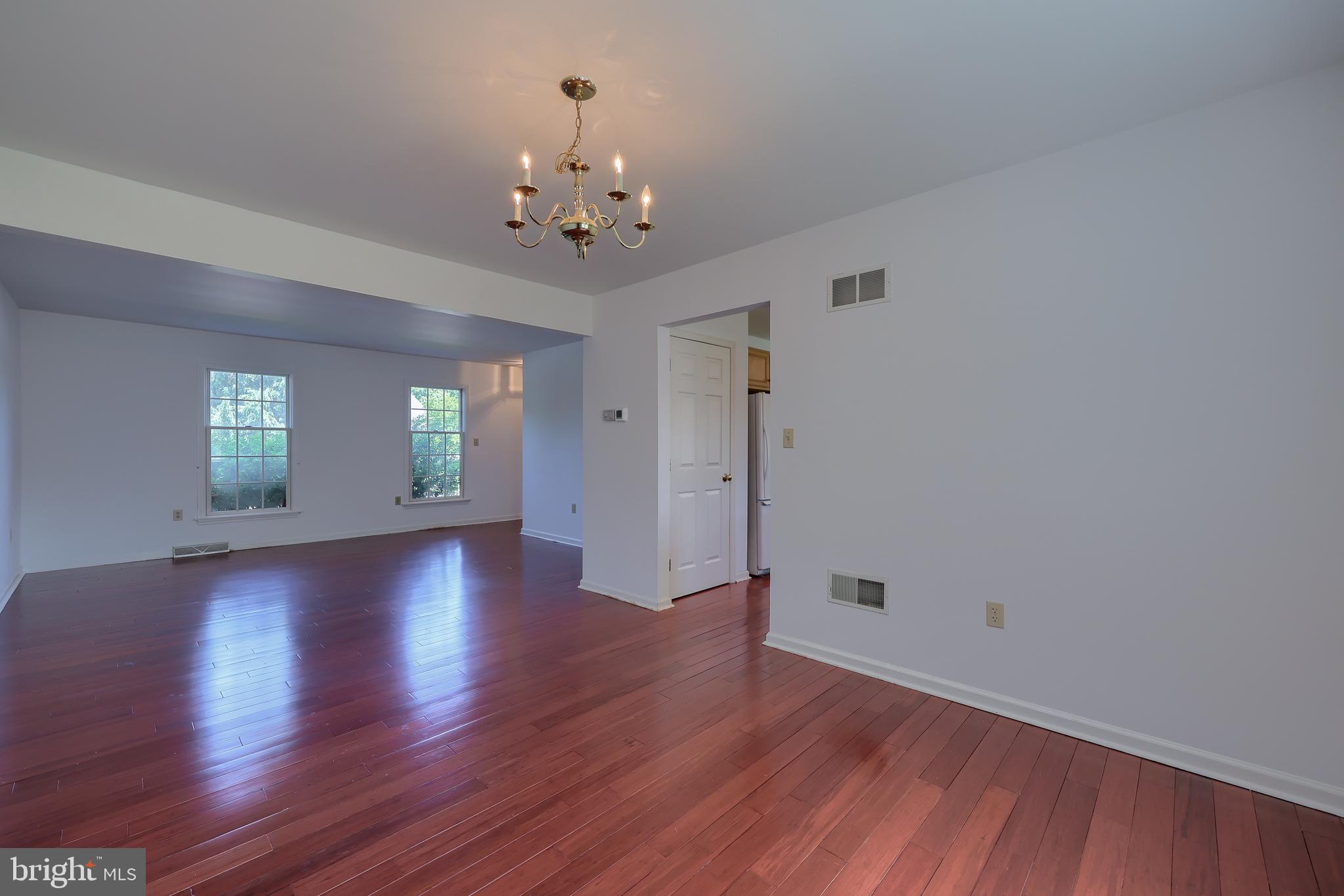 502 Chickadee Drive Lititz, PA 17543 - Photo 11 of 48 Gallery Image 11