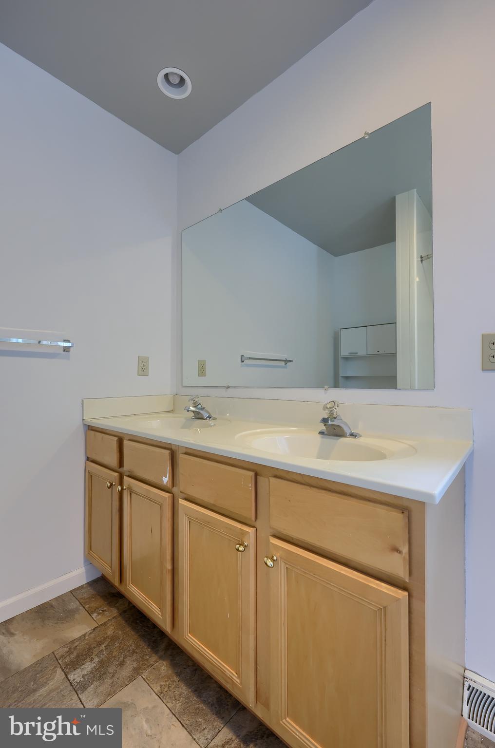 502 Chickadee Drive Lititz, PA 17543 - Photo 34 of 48 Gallery Image 34