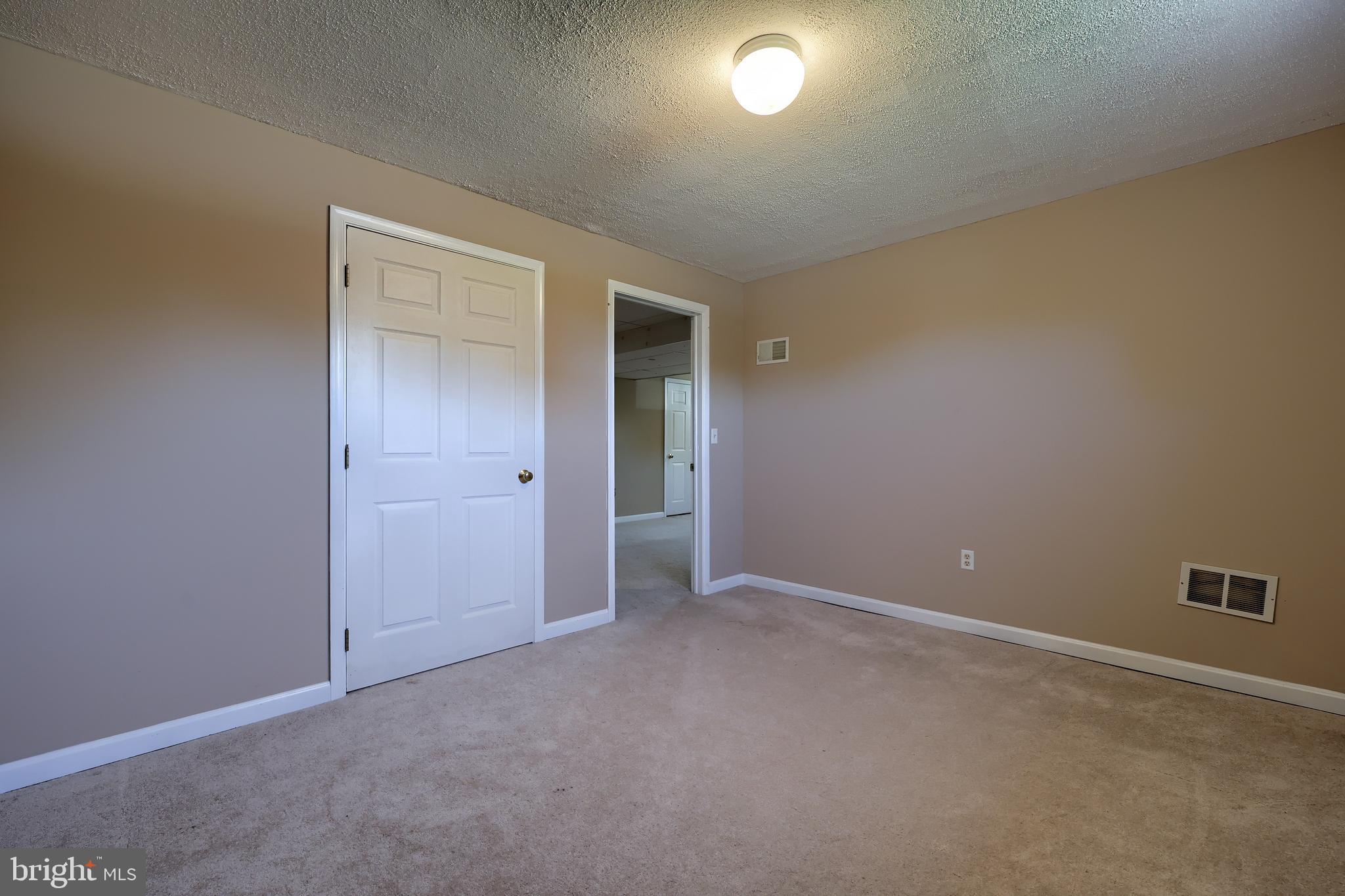 502 Chickadee Drive Lititz, PA 17543 - Photo 40 of 48 Gallery Image 40