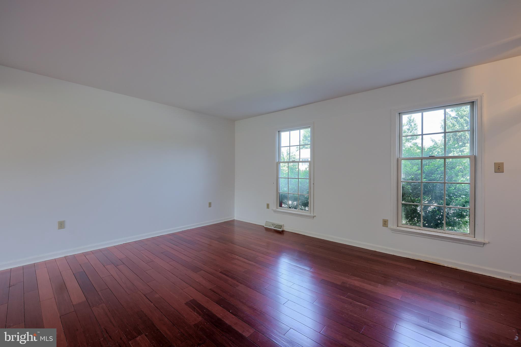 502 Chickadee Drive Lititz, PA 17543 - Photo 8 of 48 Gallery Image 8