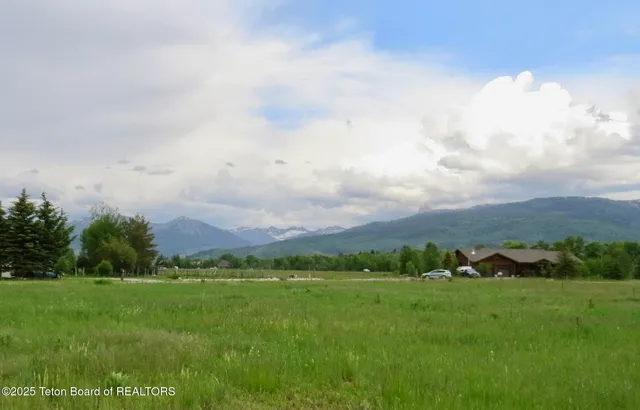 $259,000 | 1443 Mariposa Court, Driggs, ID 83422