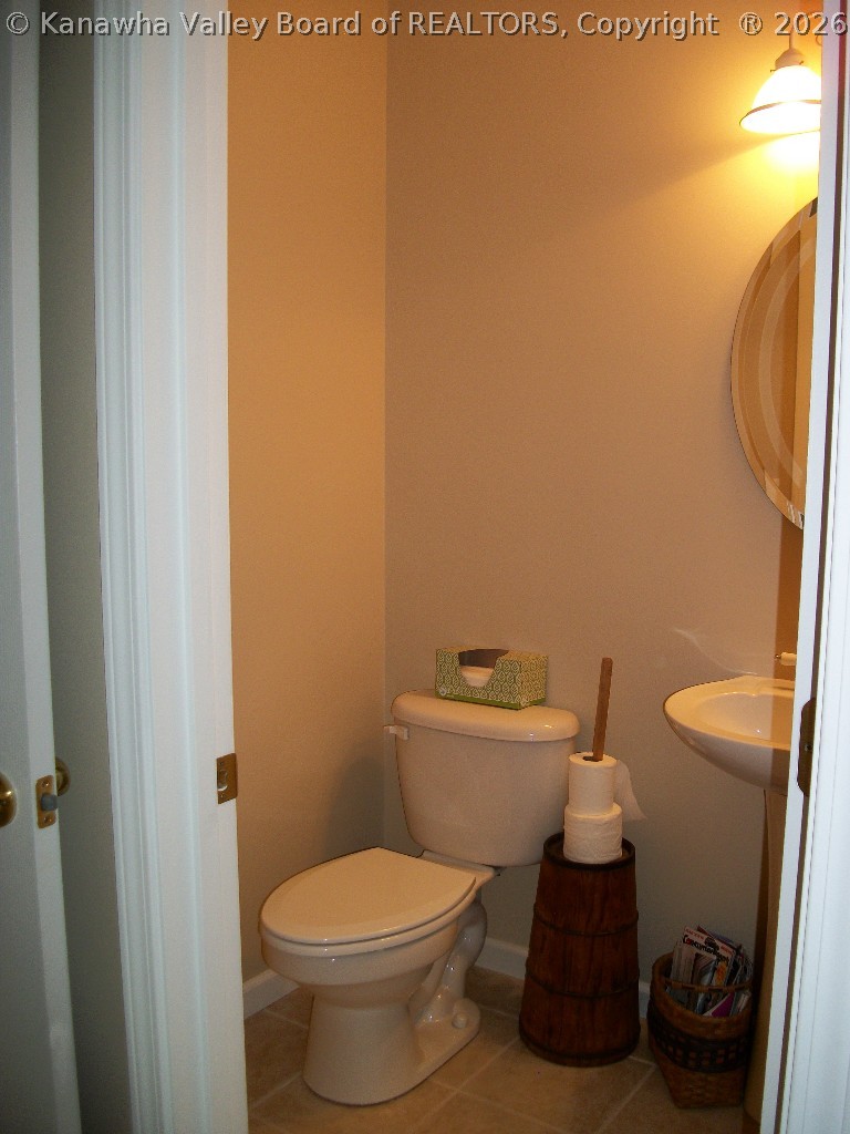 1015 Mount Vernon Road Hurricane, WV 25526 - Photo 8 of 18 Gallery Image 8